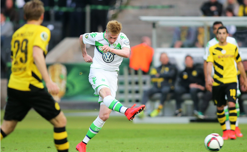 英博官方：现针对部分三层看台开启二轮售票，今日19：00开票