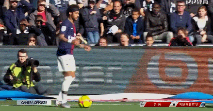 历史得分榜前十现役占三席：詹姆斯第一&KD第八&哈登第十