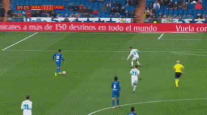 非洲杯再次爆发争议判罚，引球迷不满